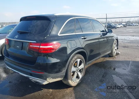 2019 Mercedes-Benz Glc 300 z USA, uszkodzony, nr VIN WDC0G4JB6KF587494